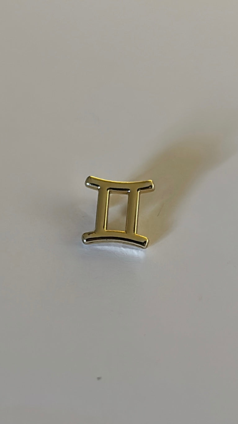 Charms signos zodiacales dorado.