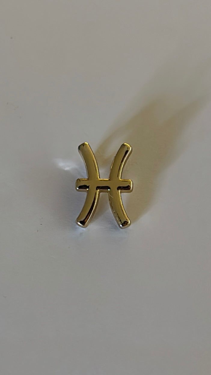 Charms signos zodiacales dorado.