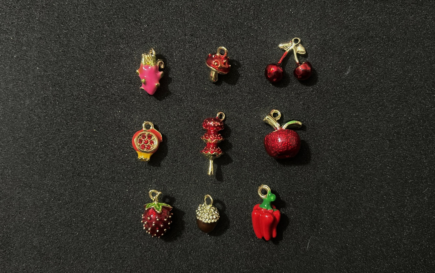 Charms de frutas.